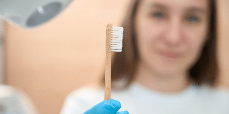 How to Keep Your Toothbrush Fresh